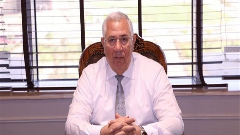 السيد القصير وزير الزراعة