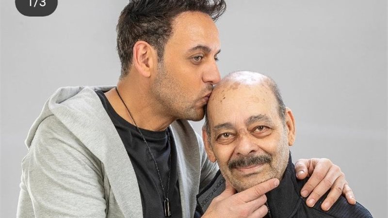 مصطفى قمر ووالده