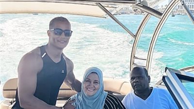 محمد رمضان: أجمل هدية من ربنا أبويا وأمي