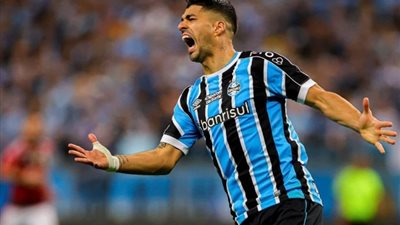 لويس سواريز ينهي عقده بالتراضي مع «غيرميو»