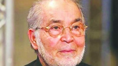 نهال عنبر: تفاصيل جنازة ابن حسن يوسف عند أشرف زكي |خاص