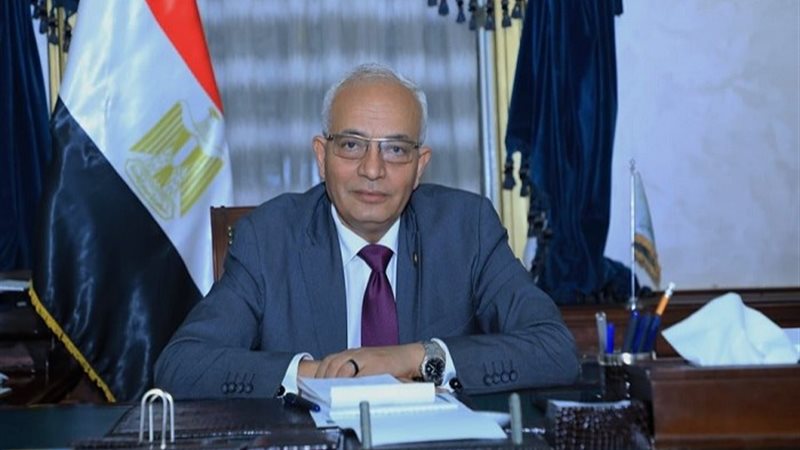 الدكتور رضا حجازي وزير التربية والتعليم