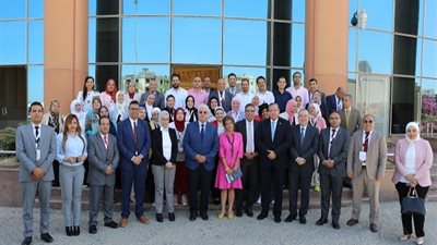 «الطلاب وهيئة التدريس».. الإناث يتفوقن على الذكور في التعليم العالي