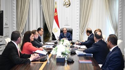 الرئيس السيسي يوجه «الحكومة» باستيعاب الضغوط التضخمية
