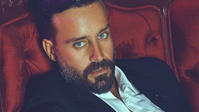 «عملت مساكنة ولا أرى الأغاني حرام»..تصريحات مثيرة للفنان سعد رمضان