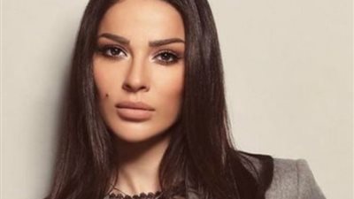 نادين نسيب ترد علي صفحة تدعم طليقها: «صلح معلوماتك»