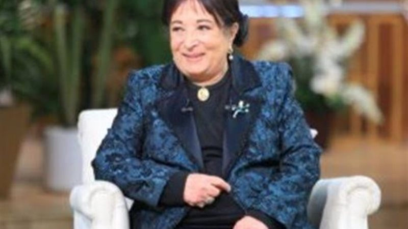 سميرة عبدالعزيز