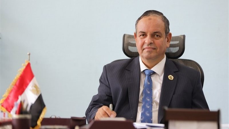 الشحات غتوري رئيس مصلحة الجمارك