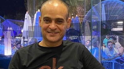 مصطفى عباس يكشف لـ«الجمهور» تفاصيل مسلسله الجديد «حرب الجبالي»
