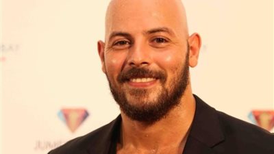 أحمد التهامي: كريم عبدالعزيز وأحمد حلمي ومكي مثلث برمودا للكوميديا