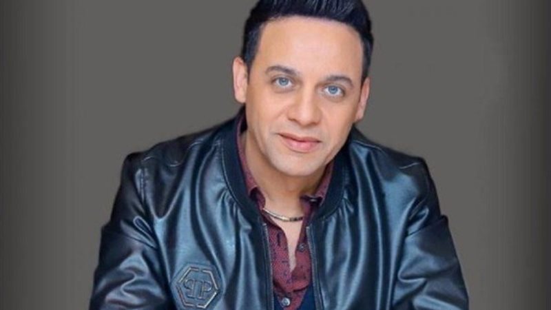 مصطفى قمر