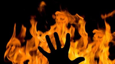 قبل وفاتها.. سيدة تتهم زوجها بإشعال النيران فيها بقنا