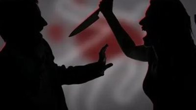 طعنت زوجها بالسكن وقالت مقصدش.. الحبس 4 أيام لكوافيرة فى الطالبية