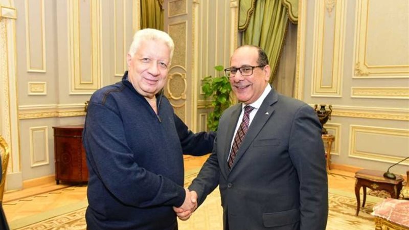 اللواء علاء ناجي رفقة رئيس الزمالك الأسبق مرتضى منصور