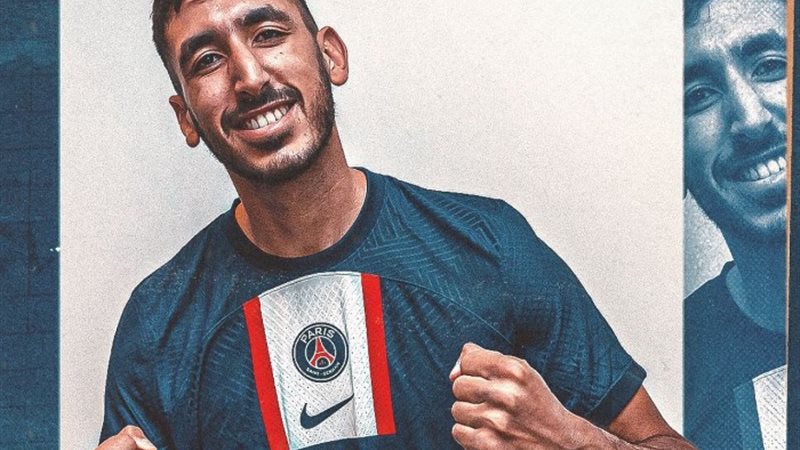يحيى خالد لاعب سان جيرمان الفرنسي