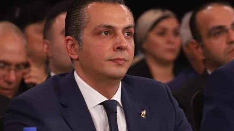 النائب أحمد عبدالجواد