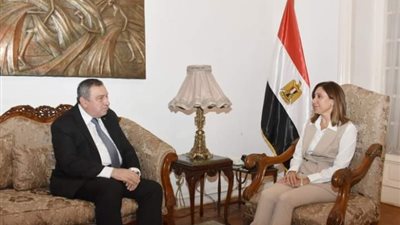 وزيرة الثقافة: فتح مركز الفسطاط للسودانيين الراغبين في التدريب على الحرف