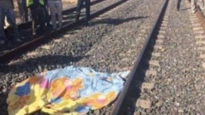 «مخدتش بالها».. مصرع فتاة أسفل عجلات القطار بقنا