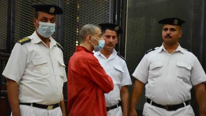 سفاح الجيزة بالبدلة الحمراء