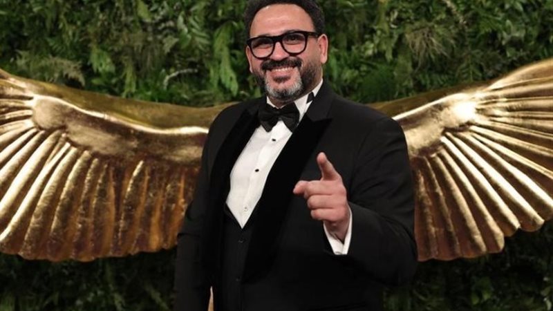 أكرم حسني