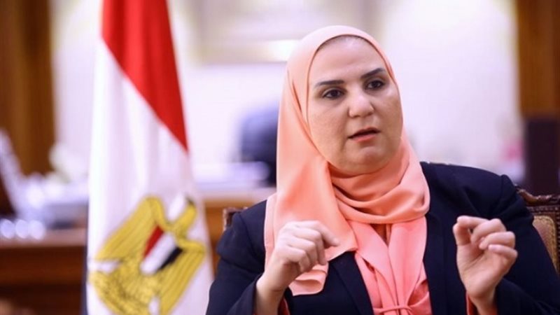 الدكتورة نيفين القباج 