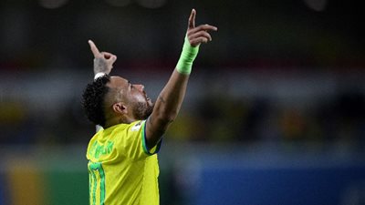 نيمار دا سيلفا يحقق رقمًا قياسيًا مع «البرازيل»
