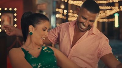 بعد انفصاله.. أحمد سعد يرقص مع روبي في حفله اليوم