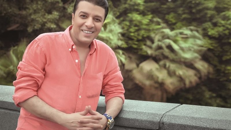 الفنان مصطفي كامل