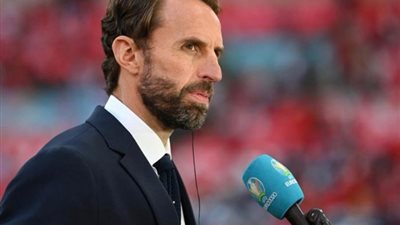 مدرب المنتخب الإنجليزي يعبر عن غضبه من وسائل الإعلام البريطانية