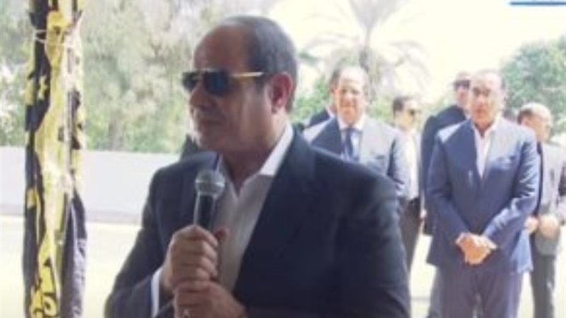 أهالي بني سويف يرحبون بالرئيس عبدالفتاح السيسي