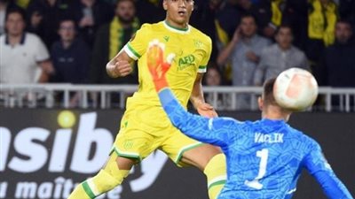 مصطفى محمد يقود قائمة نانت لمواجهة لوريان في الدوري الفرنسي
