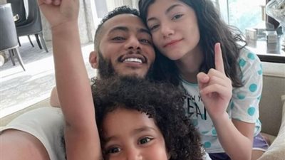 «أجمل البنات».. محمد رمضان يحتفل بعيد ميلاد ابنته حنين