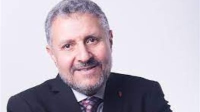 نجاد البرعي يتراجع ويعتذر عن هجومه على مدة جمع التوكيلات للمرشحين للرئاسة