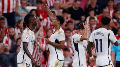 ريال مدريد يتقدم على نابولي بثنائية