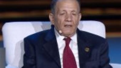 محمود طلحة: «ديان» أعلن سيناء جزء من إسرائيل ووقع على اتفاقية السلام