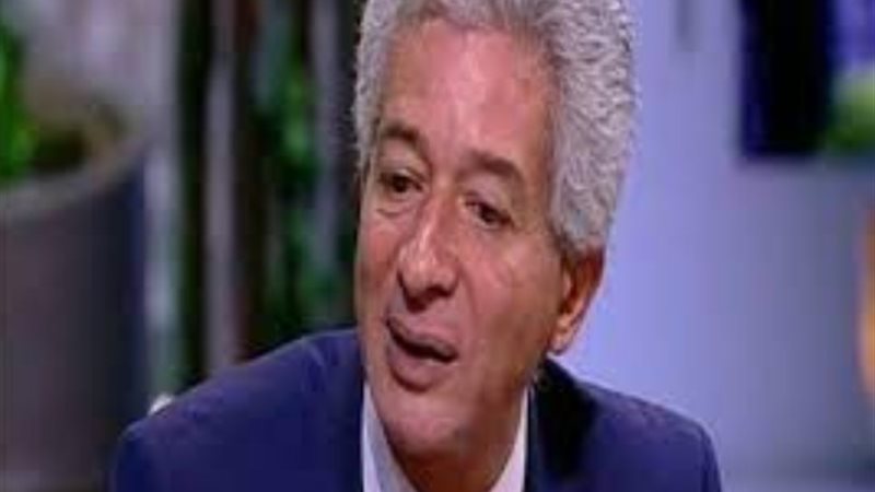 الدكتور علاء عز