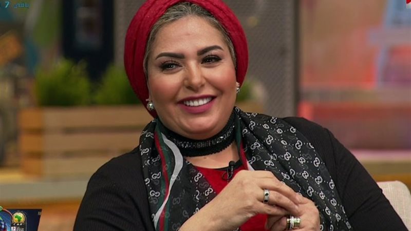 الفنانة صابرين