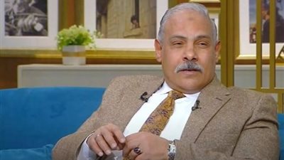 الشهير بـ «رمضان حريقة» يكشف عن شخصيته في «على باب العمارة»