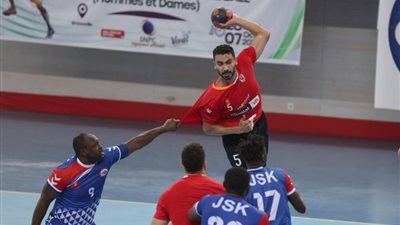 اللجنة الأولمبية تهنئ النادي الأهلي باللقب السادس الأفريقي