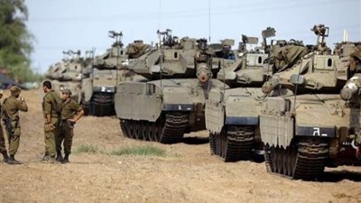 «وفا»: قوات الاحتلال تنشر الدبابات على حدود غزة