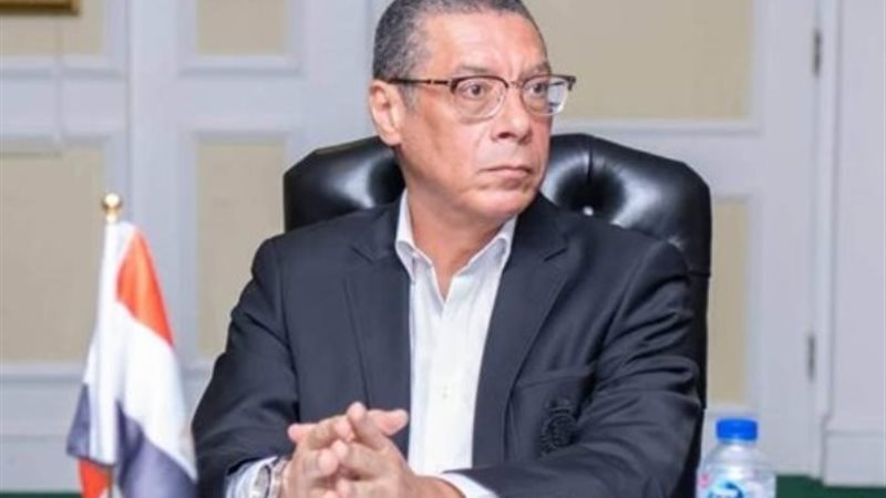 ياسر قمر رئيس اتحاد الكرة الطائرة
