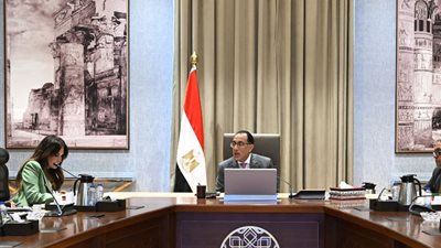 الحكومة: انخفاض أسعار السلع الأساسية 50% خلال الفترة الماضية