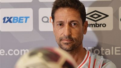 مدرب ريال مدريد السابق لـ«الجمهور»: سأدرب الزمالك أو الأهلي يوما ما