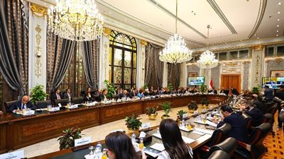18 وزيرا في الاجتماعات، ماذا حدث خلال 4 أيام تحت قبة البرلمان؟