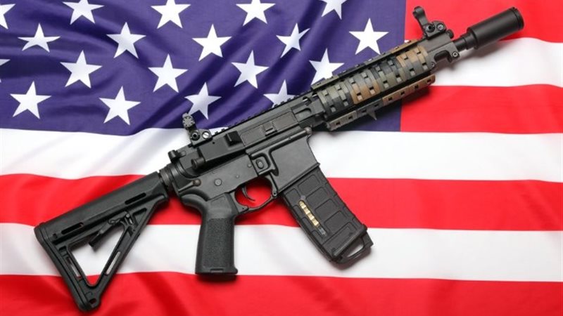 البندقية نصف الآلية من طراز AR-15