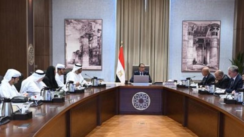 اجتماع رئيس الوزراء مع الجانب الإماراتي
