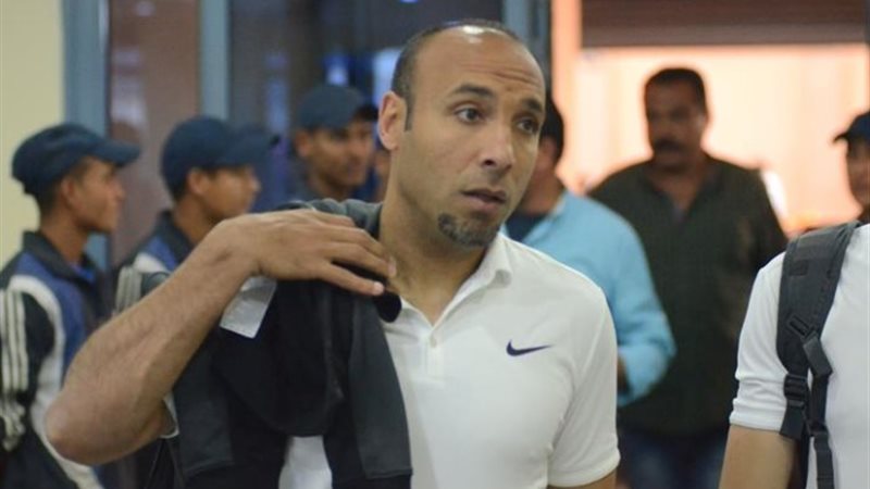 أيمن عبد العزيز