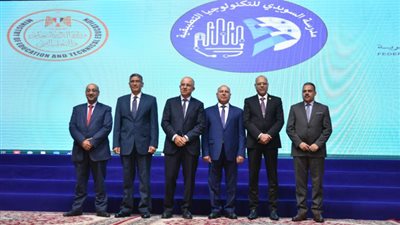 وزير الصناعة والنقل: نستهدف خلق فرص عمل لـ7 ملايين عامل بحلول 2030