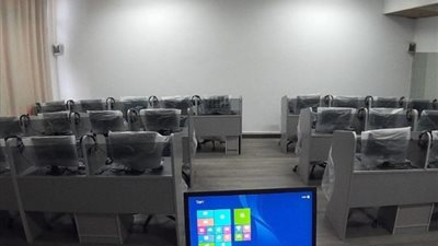 ضبط سيدة تدير كيانا تعليميا لبيع الشهادات الدراسية المزورة بالإسكندرية