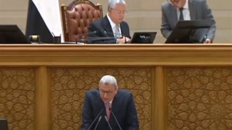 جانب من جلسة مناقشة البرلمان